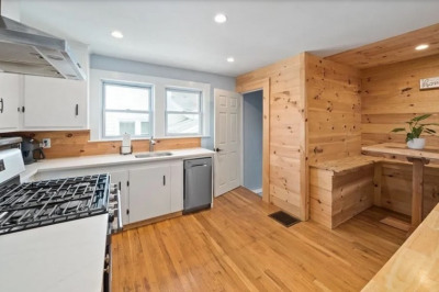 23 Leonard Rd. #1