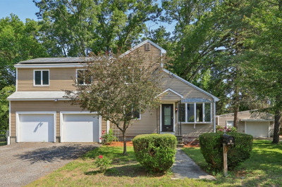 9 Edgewood St 1