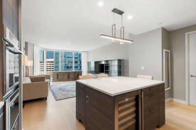1 Franklin Street #2307