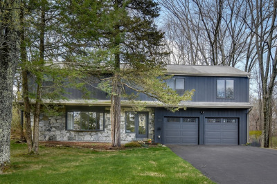 733 Salem End Rd 1
