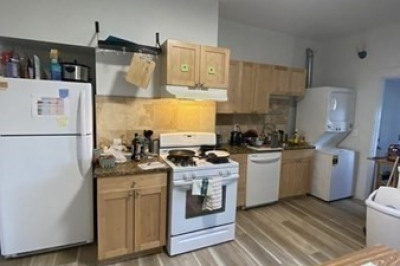 254 Windsor St #2R 1