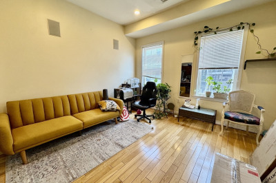 22 Elmore St #2 1