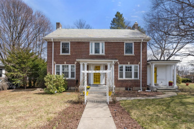 128 Blue Hills Pkwy 1