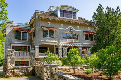 33 Starr Hill Rd