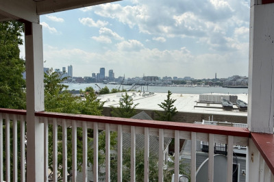 288 Meridian St. #3 1