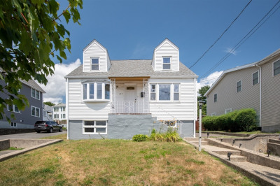 185 Suffolk Ave 1