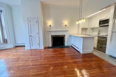 591 Beacon St #3 1