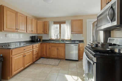 31-33 Underwood Ave #1 1