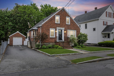 24 Armory St 1