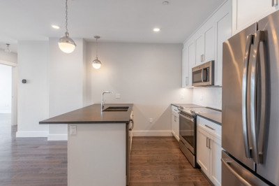434 Mcgrath Highway #409 1