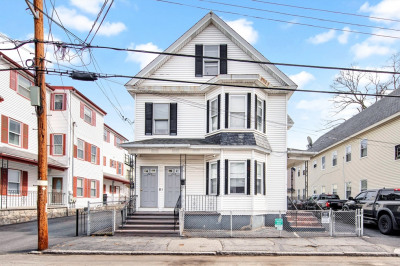 220 Concord St 1
