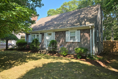 270 Old Strawberry Hill Rd 1