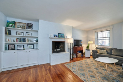 183 MarlBorough Street #B 1