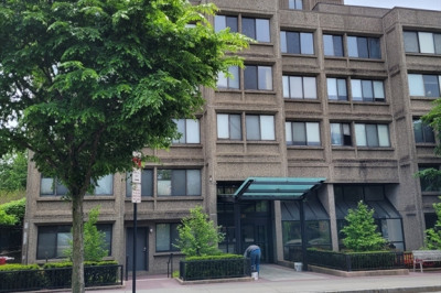 1731 Beacon #419