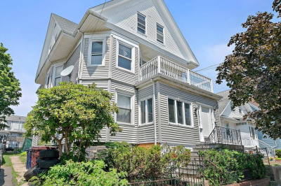 14 Stuart St #3 1