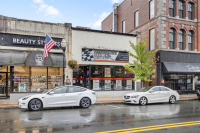 405 Main Street 1