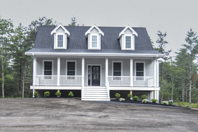 140 Tispaquin St 1