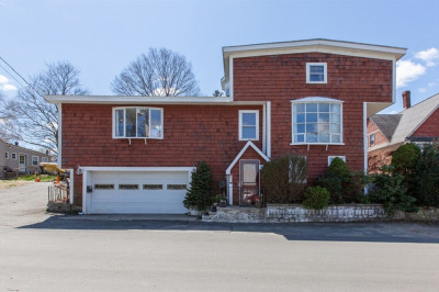 15 Railroad Street