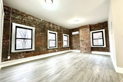 22 Pompeii St #2 1