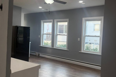 100 Peever St #1 1