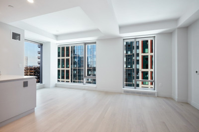 135 Seaport Blvd #1011