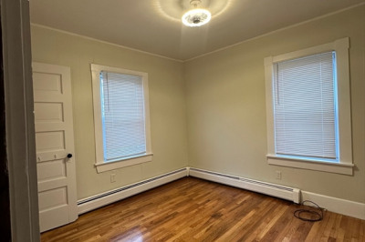 18-20 Olney St #18 1