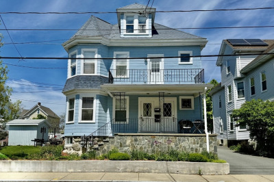 240-242 Brown Street #242 1