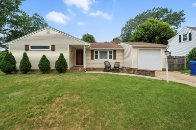 28 Holy Cross St. 1