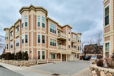 61-69 Bolton Street #201 1