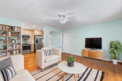 5 Ash St #9 1