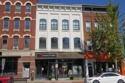 261-263 Main Street 1