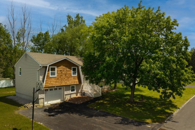 7 Wintergreen Cir 1