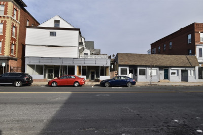 166-168 Main St 1