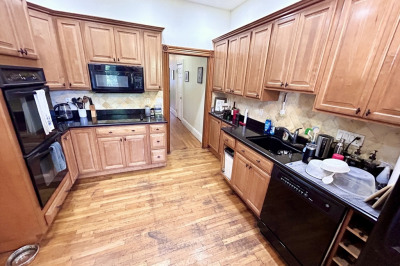 904 East Broadway #1