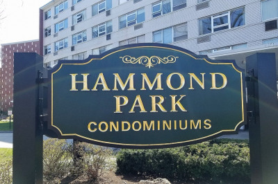 10 Hammond Pond Pkwy #606