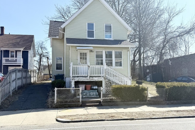 129 Eastern Ave 1