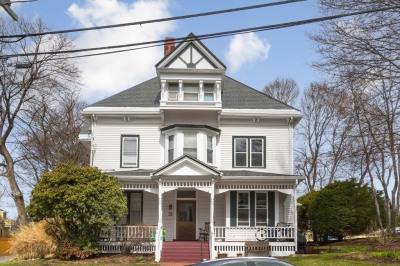 14 Center St #3 1