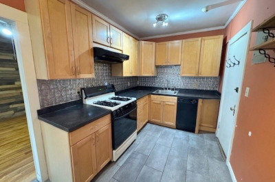 130 Sutherland Rd #7 1