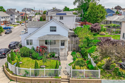 459 Malden St 1