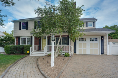 24 Dickson Avenue 1