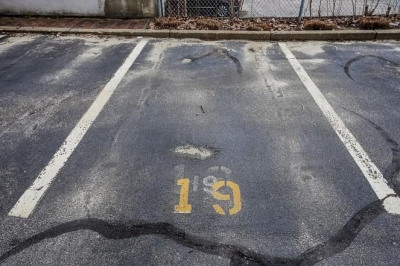 15 Alton Ct #PARKING 19 1