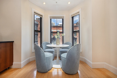 26 Isabella St #9 1