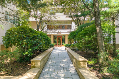 232 Allandale Rd #2D 1