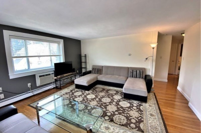 215 Massachusetts Avenue #47 1