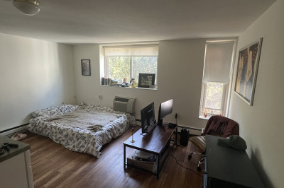 270 Highland Ave. #10 1