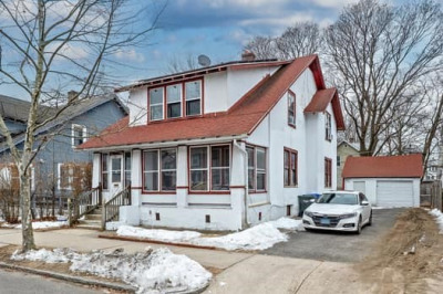90 Rochelle St 1
