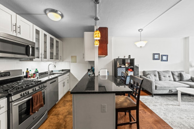 6 Whittier Place #3G 1