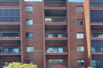 1 Summit Dr. #62 1
