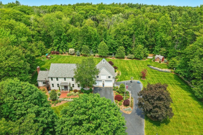 37 Pleasant St 1