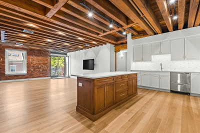 343 Commercial St #212 1